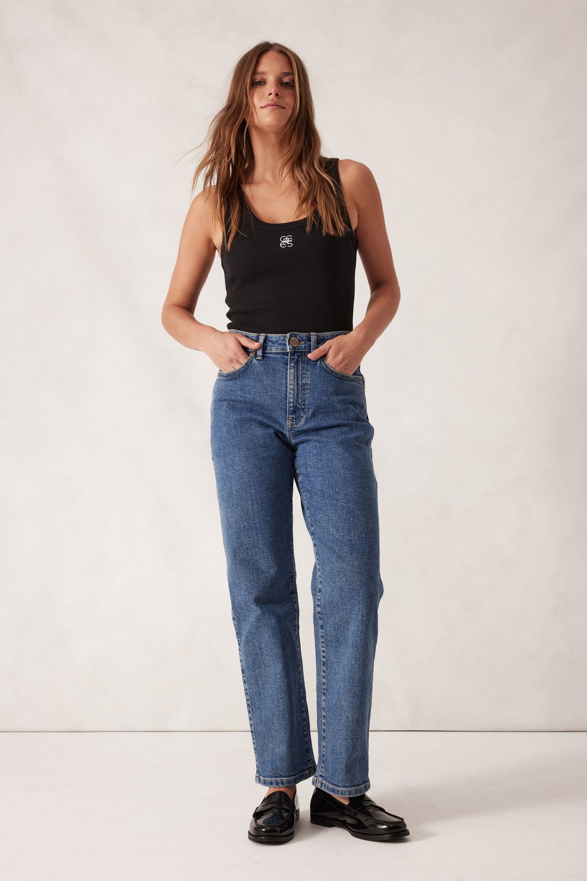 Core Straight Leg Jean / Fresh Indigo