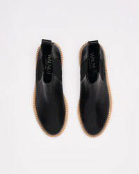 Jade Leather Boot / Black Scallop