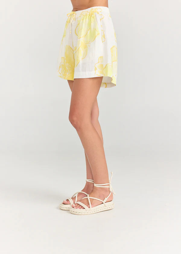 Simba Short-Lily Floral