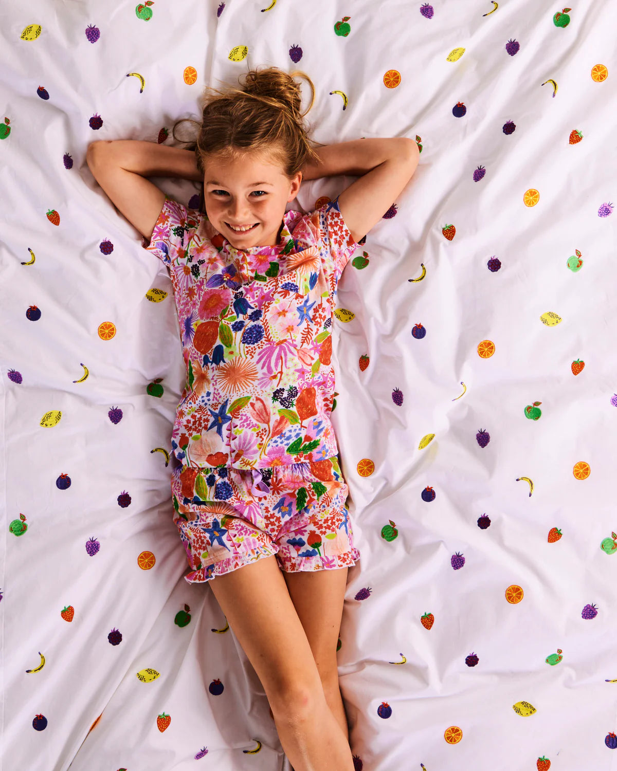 Fruit Salad Embroidered Cotton Quilt Cover / KS/Double