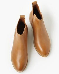 Douglas Leather Boot / Tan