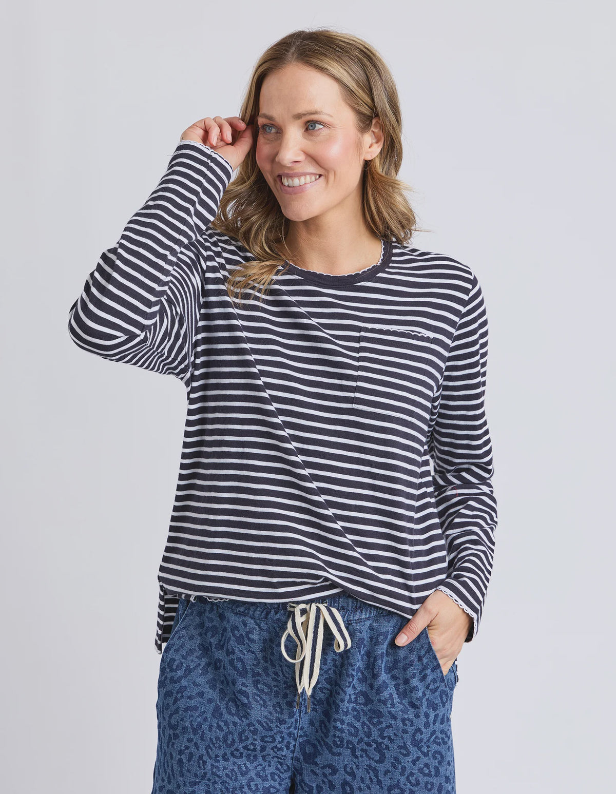 Drea Long Sleeve Tee- Navy