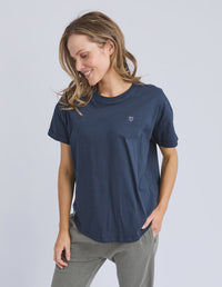 Hallis Tee - Navy