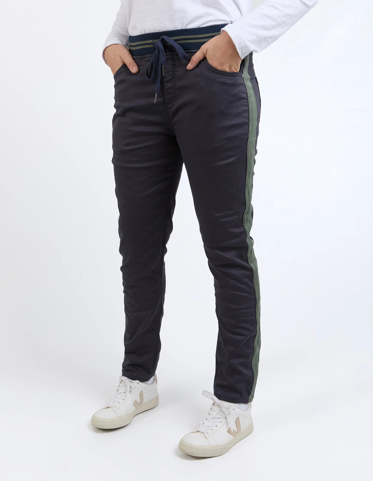 Margo Jogger / Navy w Khaki Tape