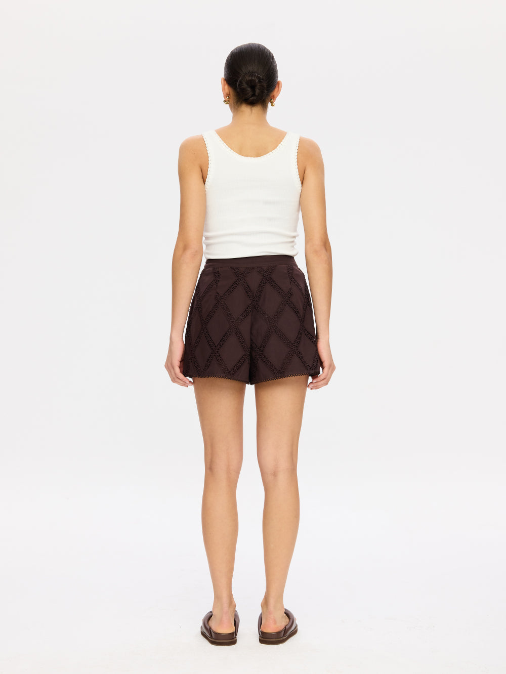 Izzy Short - Chocolate