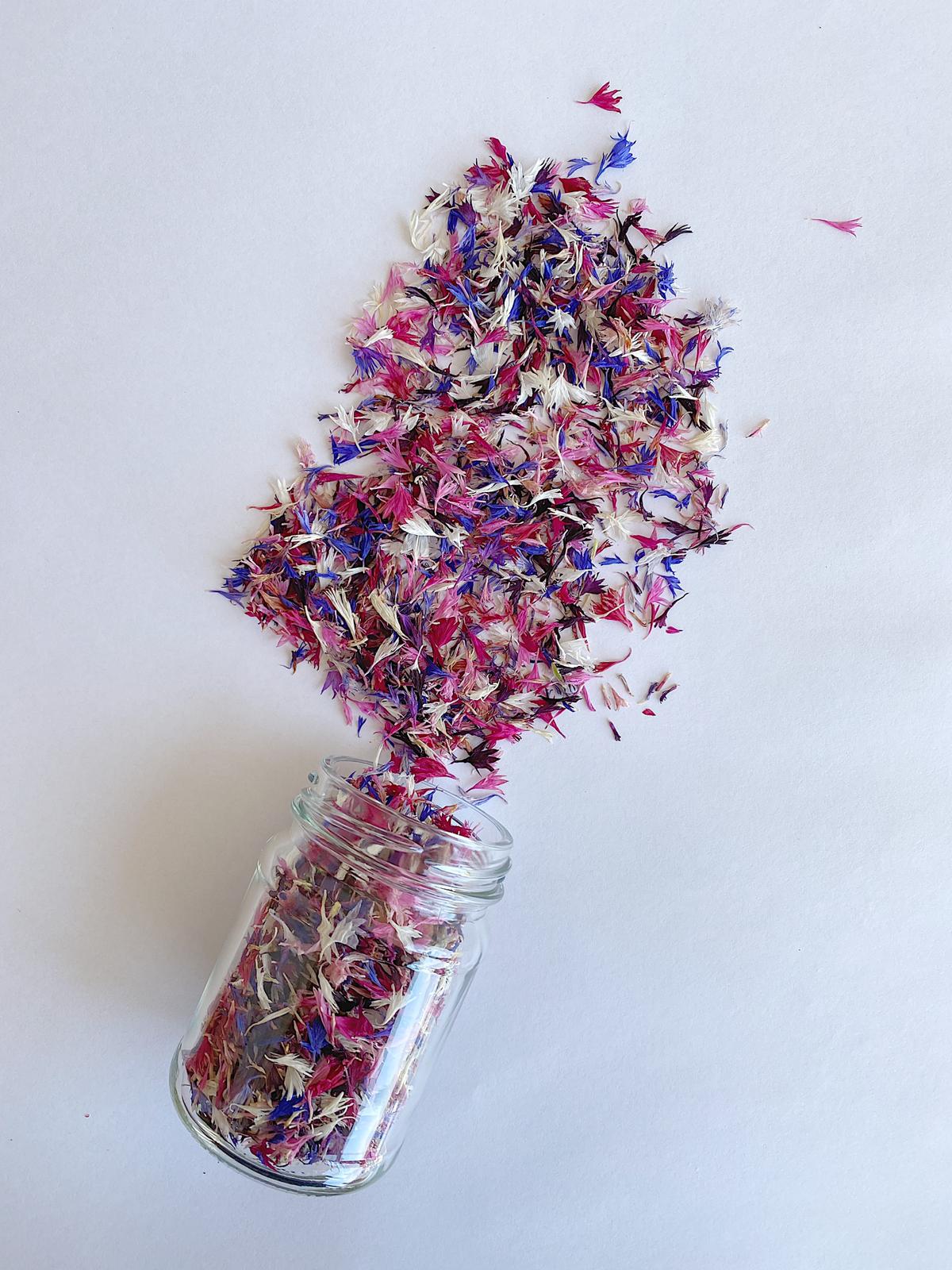 Edible Flowers Berry Mix
