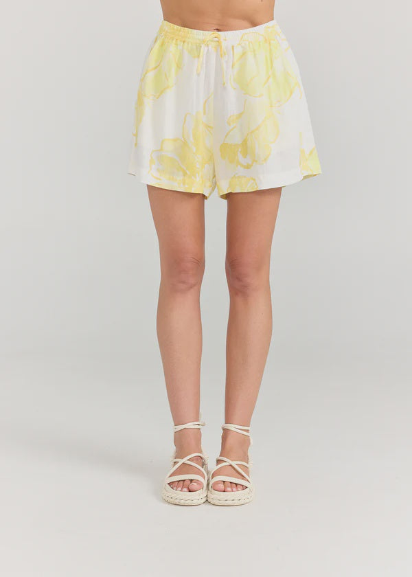 Simba Short-Lily Floral