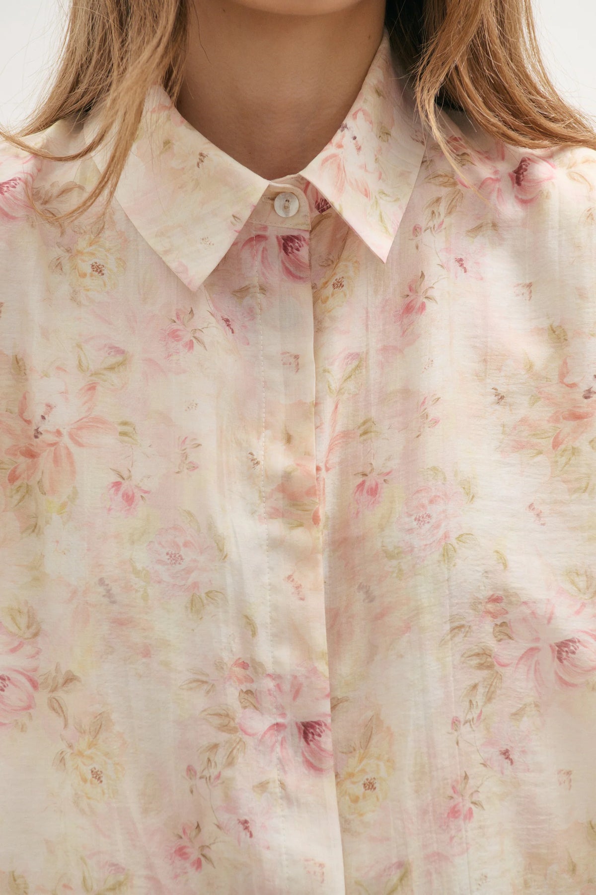 Sophia Classic Shirt- Primrose