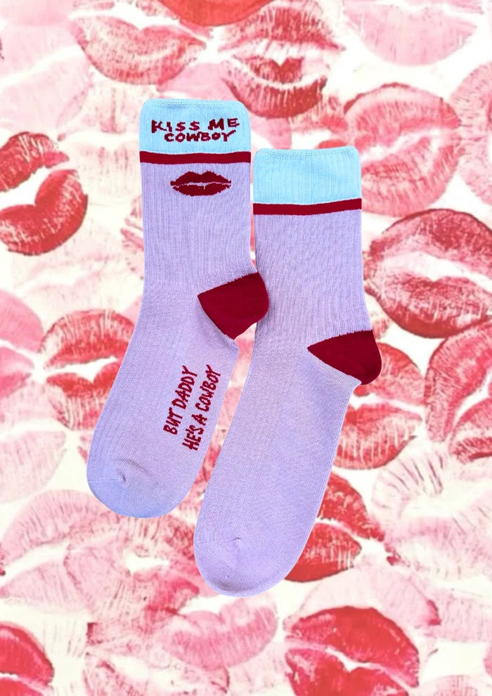 KISS ME COWBOY Socks