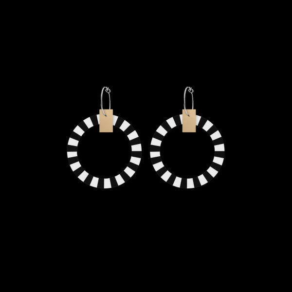 Basics Large Outline Circle Hoop Earrings
