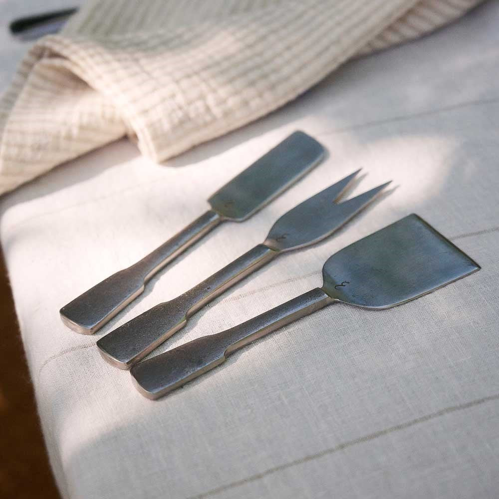 Cheese Set (3 Piece) - Matte Silver